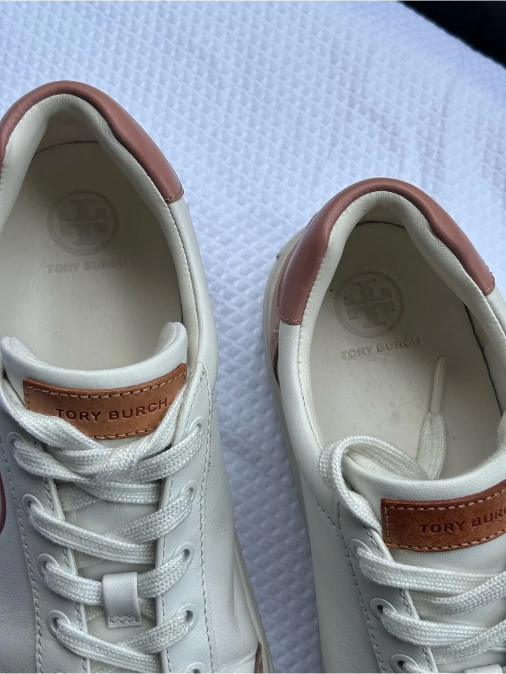 Tory Burch White and Blush Low-Top Logo Sneakers